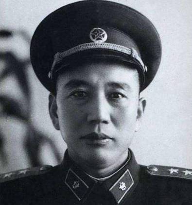 新疆解放后,王震打开监狱,对一死囚说:你来当总指挥